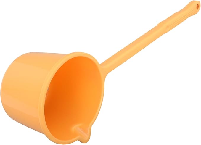 Water Ladle with Long Handle Lightweight Plastic Water Scoop for Bathing Plant Watering Kitchen Bathroom Ladle Convenient Daily Use Storage Design