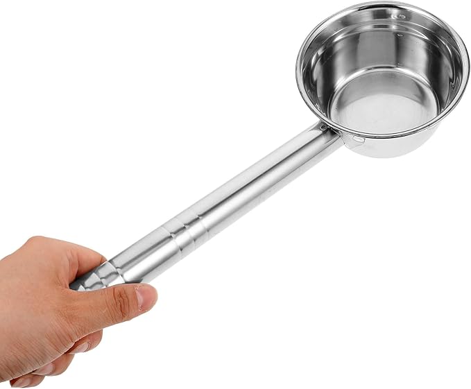 Water Dipper, Long Handle Water Ladle Stainless Steel Garden Watering Scoop Hair Washing Spoon Shampoo Ladle Cup Bath Rinse Cup for Kitchen Bathroom